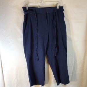 Liz Claiborne  cropped linen blend pants